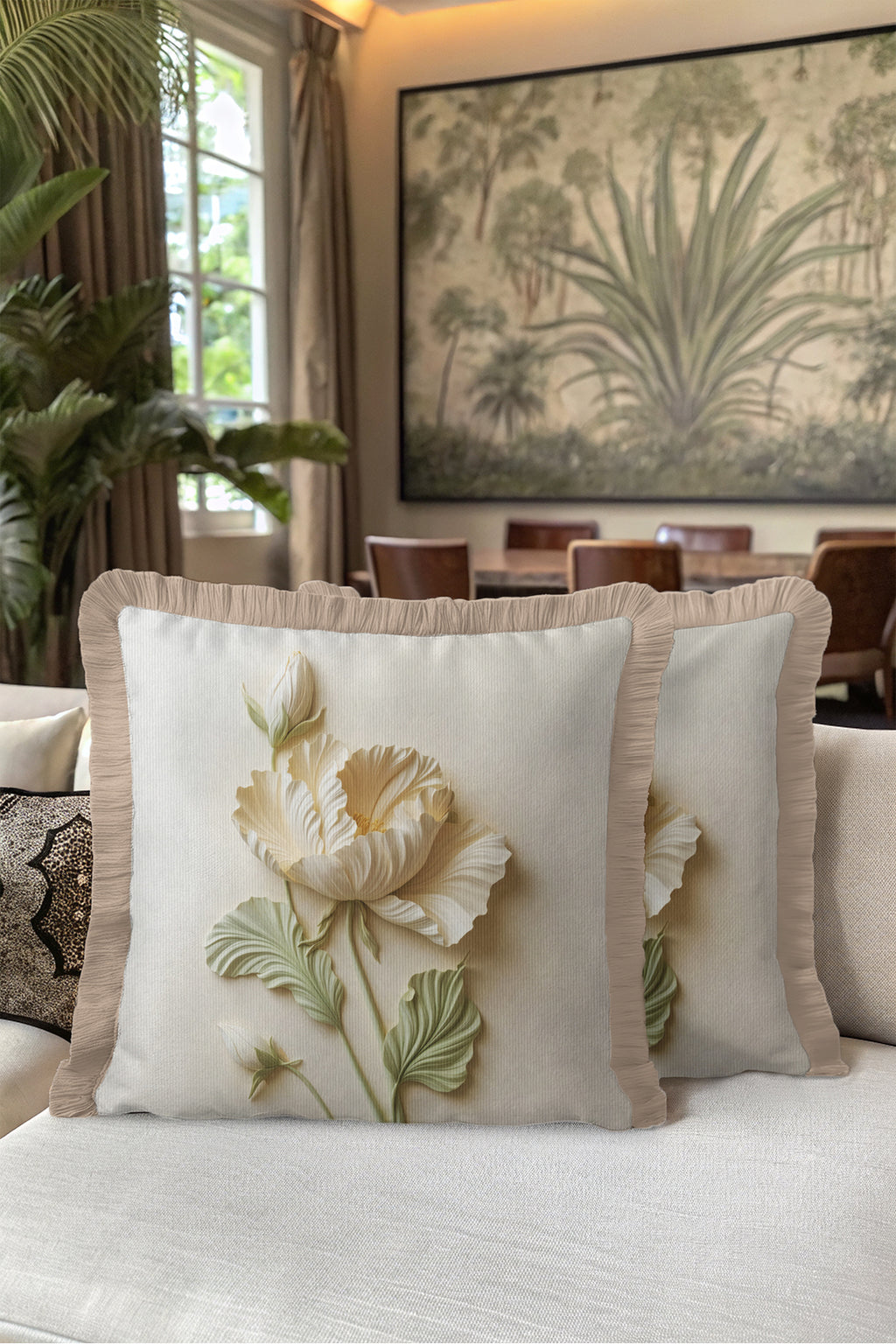 Cushion fringe detail