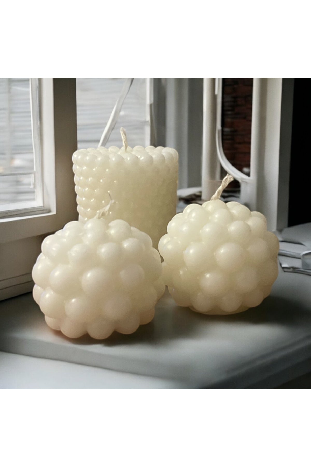 Sculptural scented candles