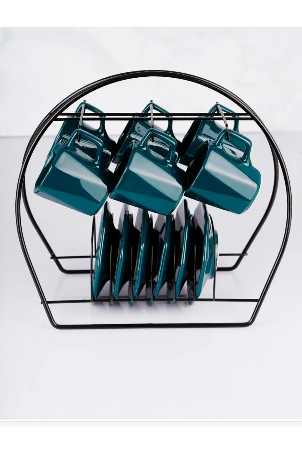 Black mug and cup hanging stand