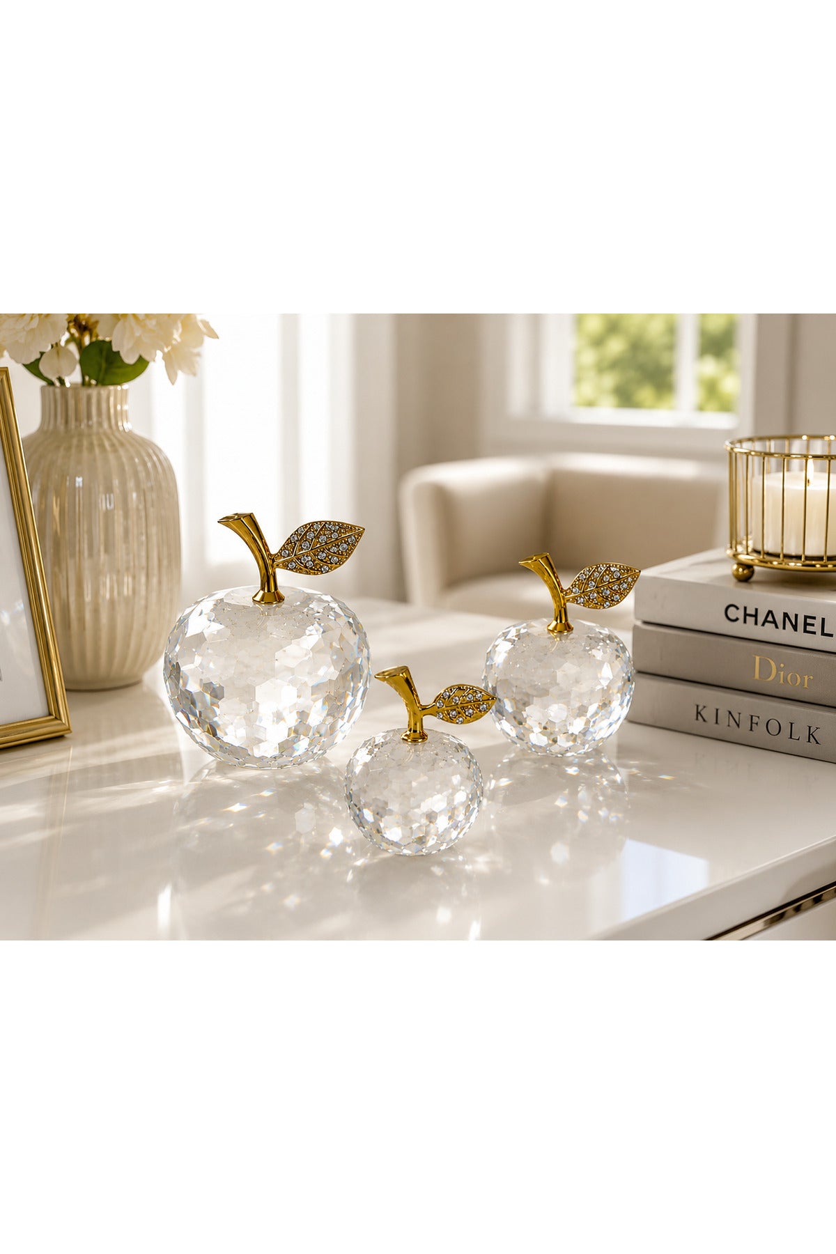 Crystal apples on a tray