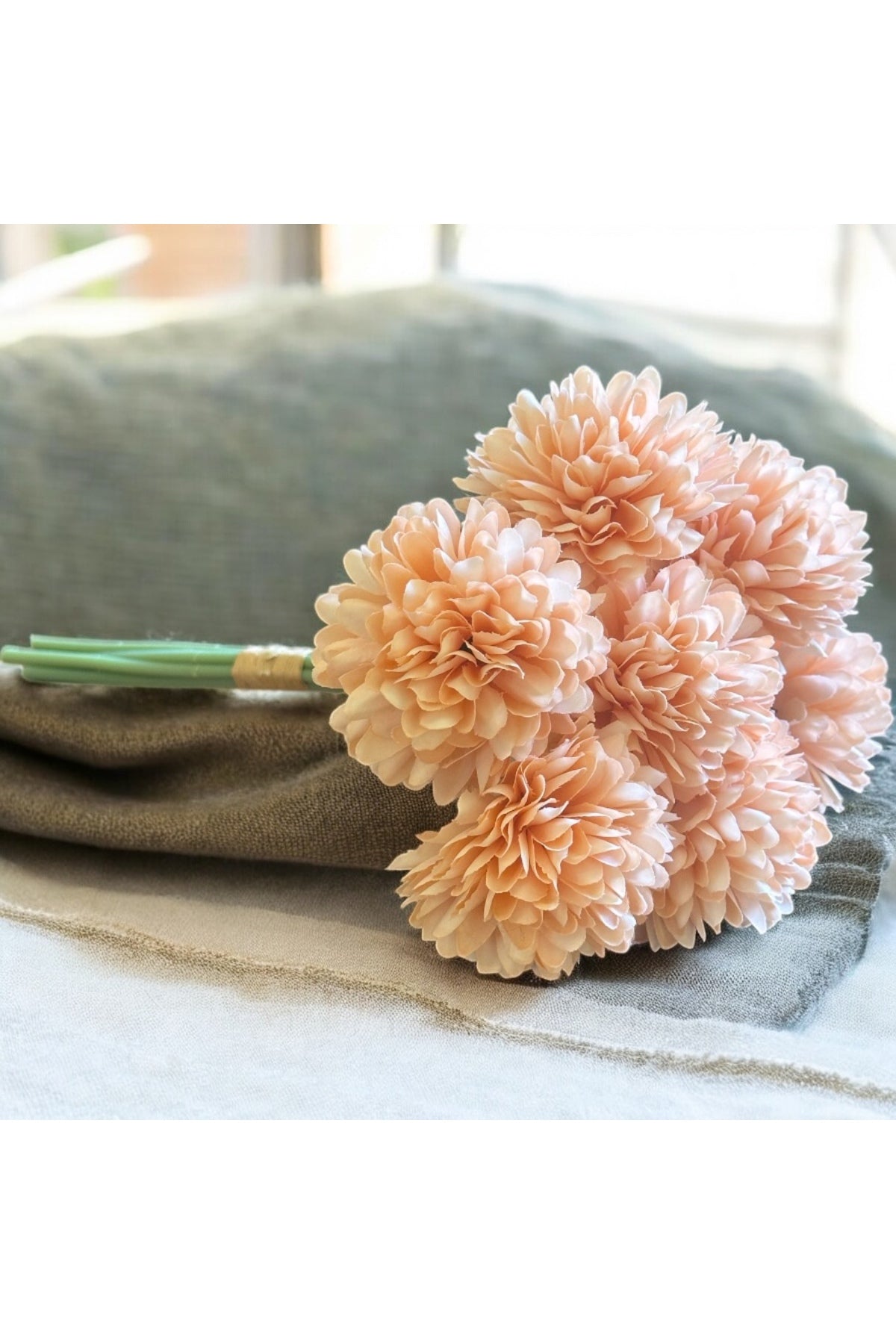Peach chrysanthemum flower ball bundle